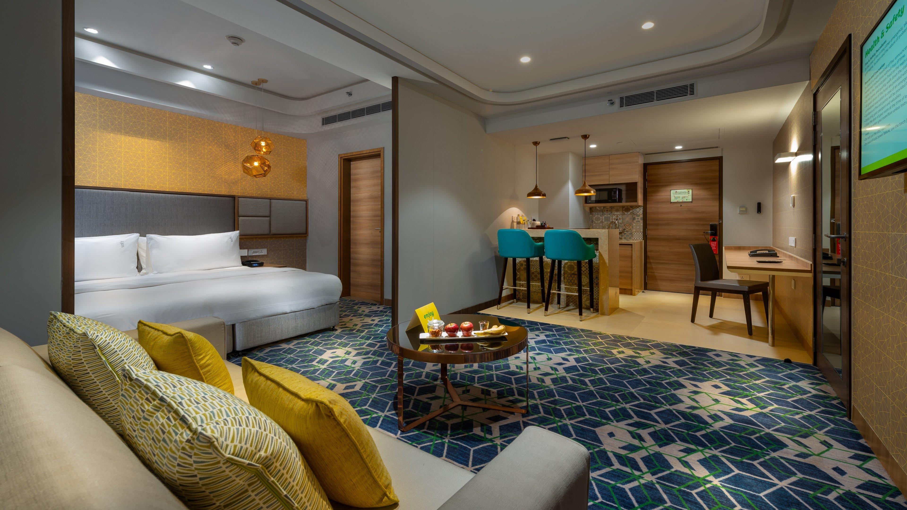 Holiday Inn Gurugram Sector 90 By Ihg Gurgaon Extérieur photo Suite