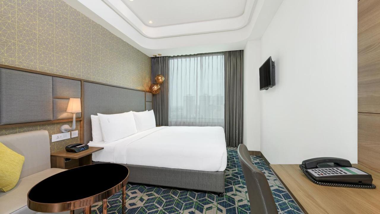 Holiday Inn Gurugram Sector 90 By Ihg Gurgaon Extérieur photo