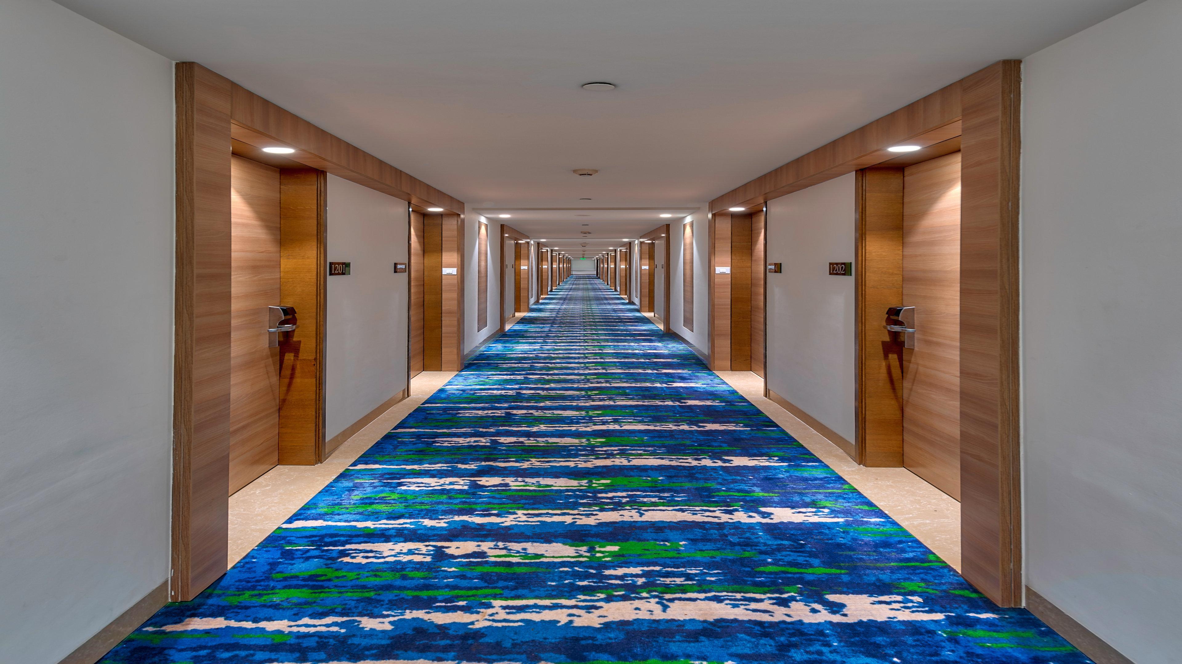 Holiday Inn Gurugram Sector 90 By Ihg Gurgaon Extérieur photo Carpet in a hotel